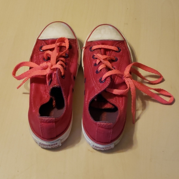 Converse Other - Girls tennis shoes
